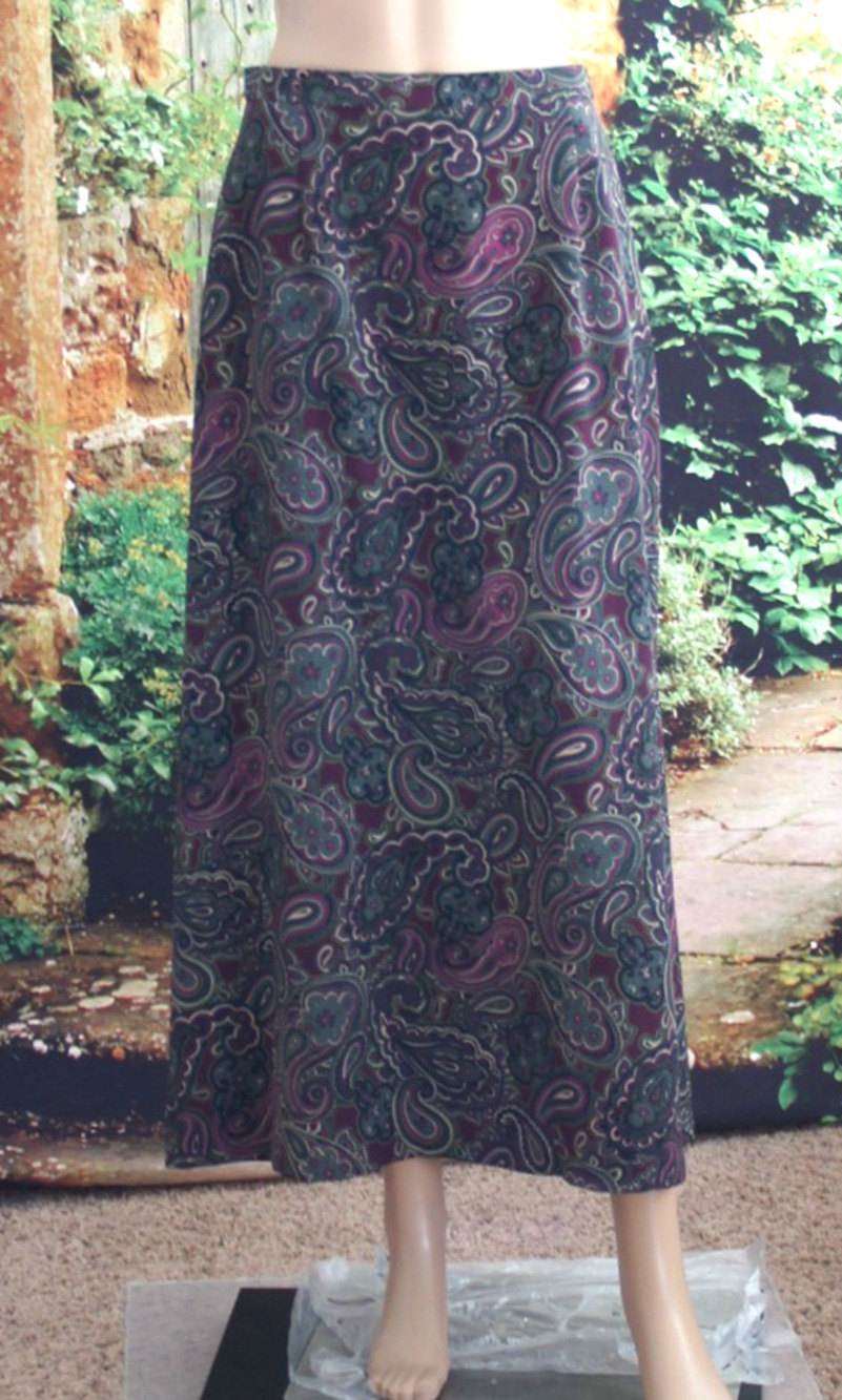 Pendelton Green Paisley Print Long Skirt size 10